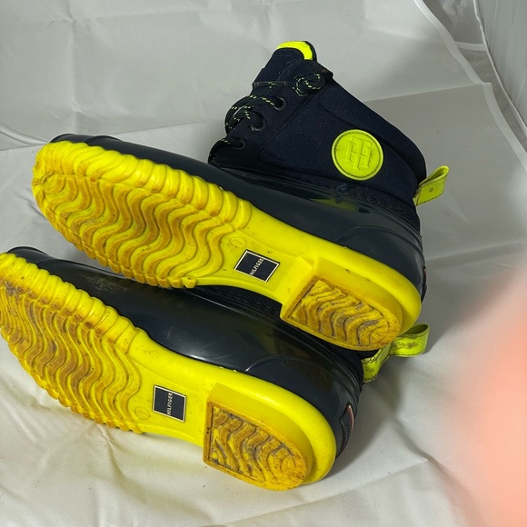 Tommy Hilfiger Navy + Yellow Duck Boot Rain Boots - Picture 4 of 5